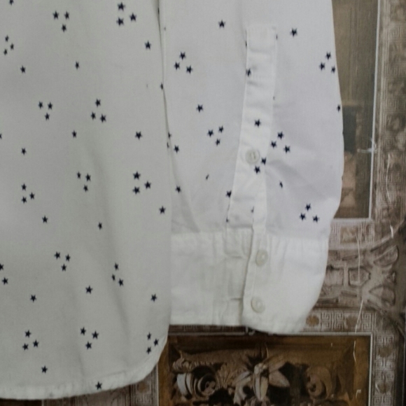 Tommy Hilfiger Button Down Shirt with Stars Detail - Picture 3 of 7